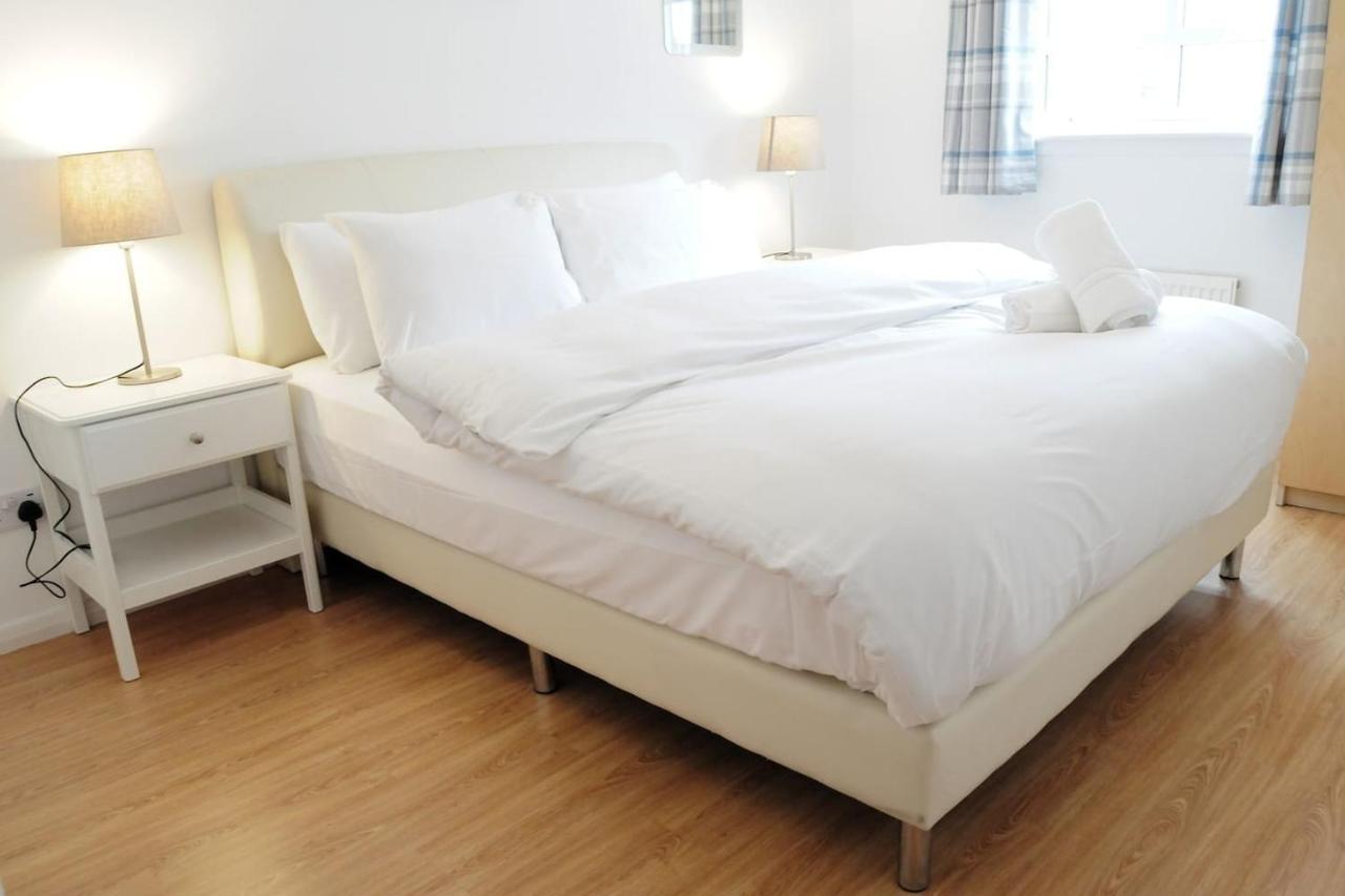 Peaceful And Quiet Apartment In A Bustling City Единбург Екстериор снимка