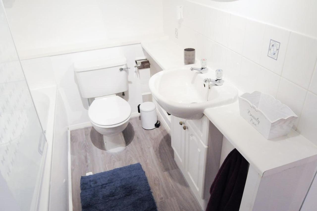 Peaceful And Quiet Apartment In A Bustling City Единбург Екстериор снимка